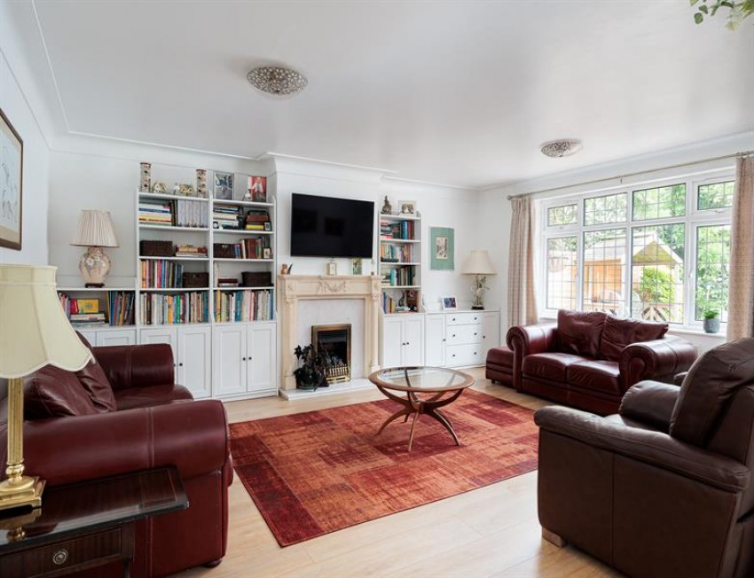 Images for Classic 1930 era detached house in large garden in Dalefords Lane Whitegate 