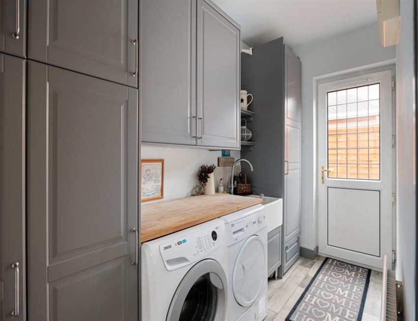 Images for Classic 1930 era detached house in large garden in Dalefords Lane Whitegate 