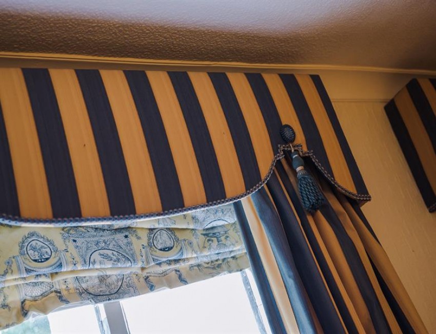 Images for Yew Tree Farmhouse, Davyhulme Road, Urmston