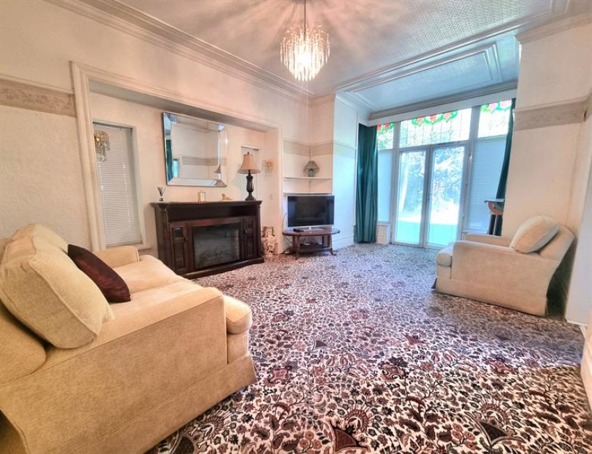 Images for Ashton Lane, Sale