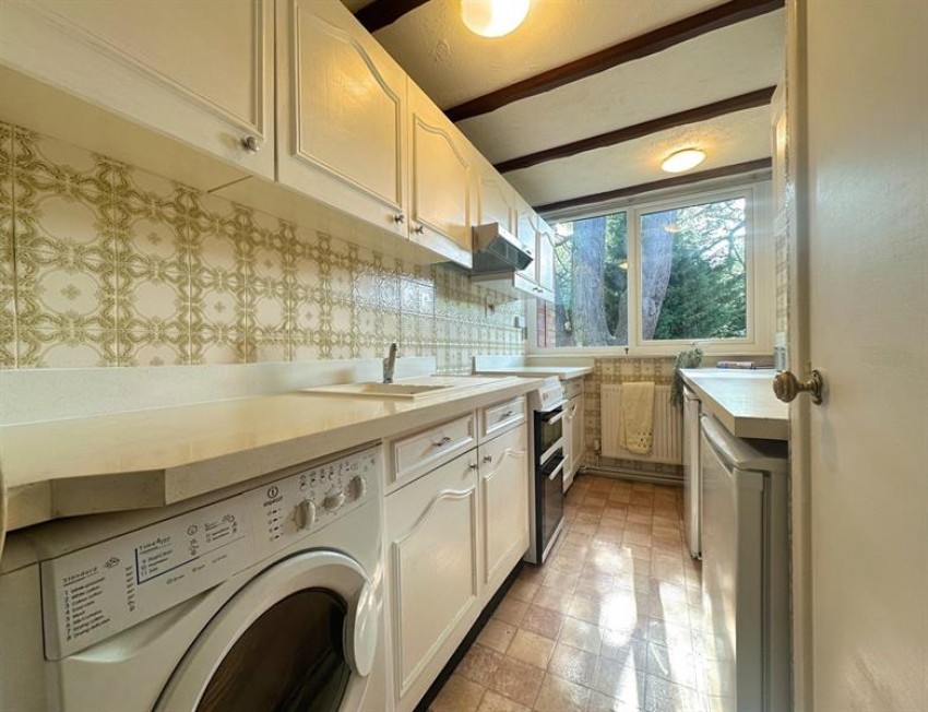 Images for Moss Manor, The Avenue, Sale