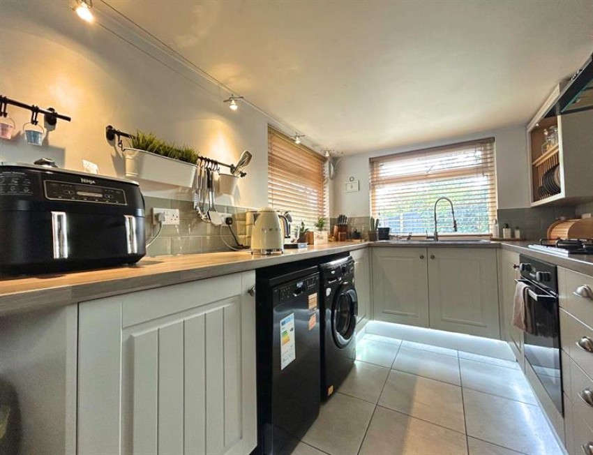 Images for Helsby Road, Sale