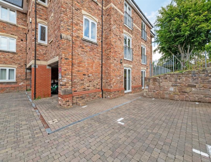 Images for Trinity House, High Street, Frodsham