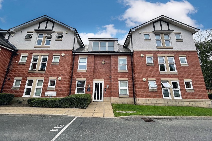 Images for Bucklow House 50a, Bronington Close, Northenden