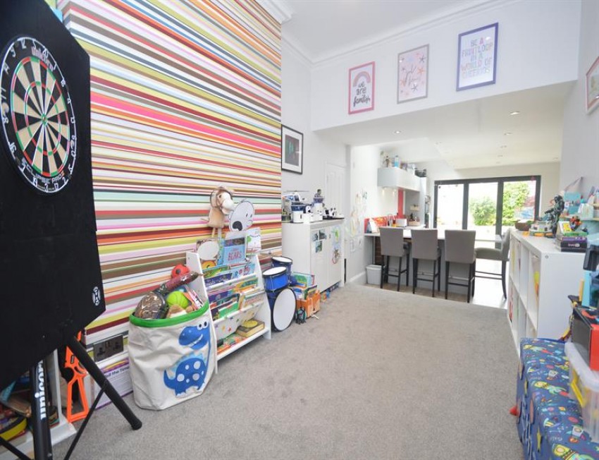 Images for Norfolk Avenue, Heaton Chapel