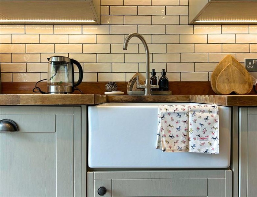 Images for Glebelands Road, Sale