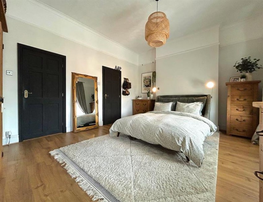 Images for Glebelands Road, Sale