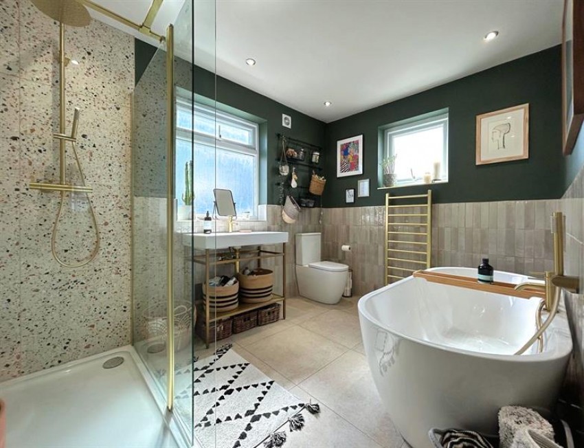 Images for Glebelands Road, Sale
