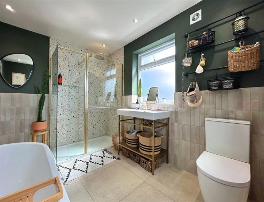 Images for Glebelands Road, Sale