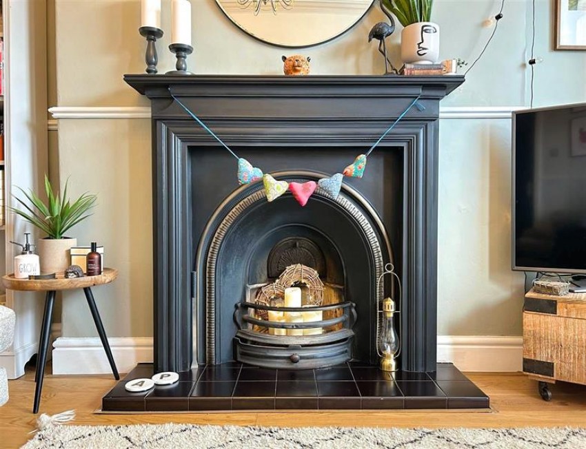 Images for Glebelands Road, Sale