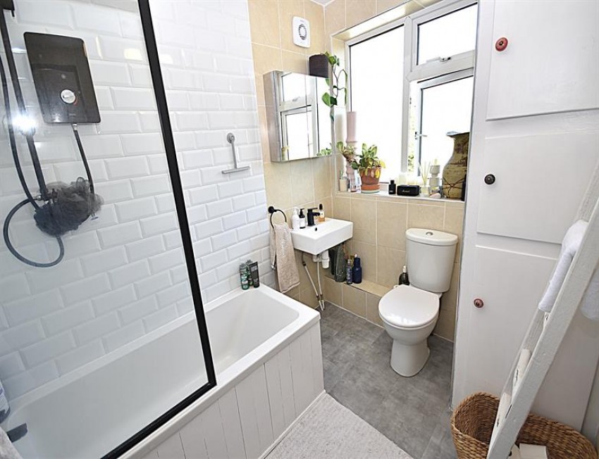 Images for Chiltern Avenue, Macclesfield
