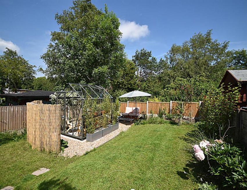 Images for Chiltern Avenue, Macclesfield