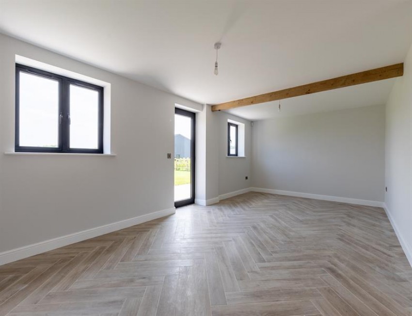Images for High specification 3241 square feet barn in Stoke Hall Lane near Nantwich