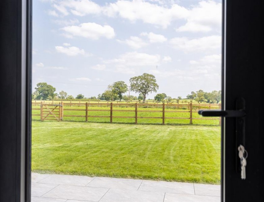 Images for High specification 3241 square feet barn in Stoke Hall Lane near Nantwich
