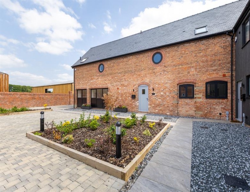 Images for High specification 3241 square feet barn in Stoke Hall Lane near Nantwich