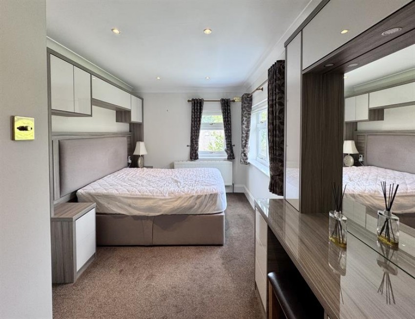 Images for Primrose Crescent, Glossop