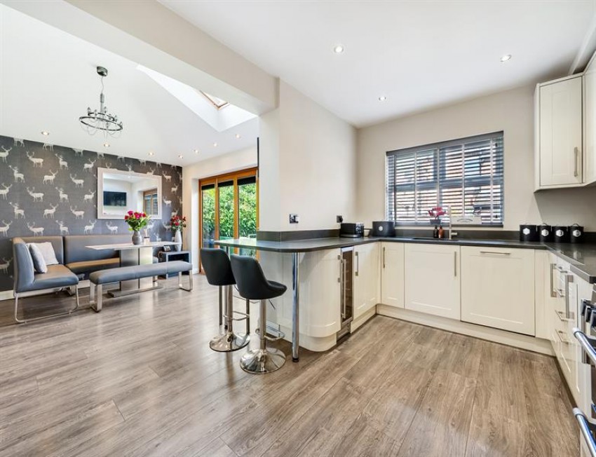 Images for Baxter Road, Sale