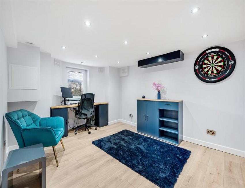 Images for Baxter Road, Sale