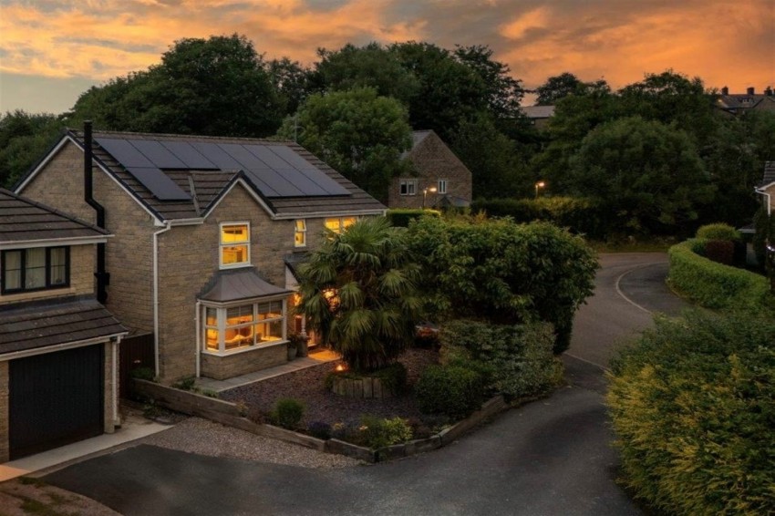 Images for Earls Way, Glossop