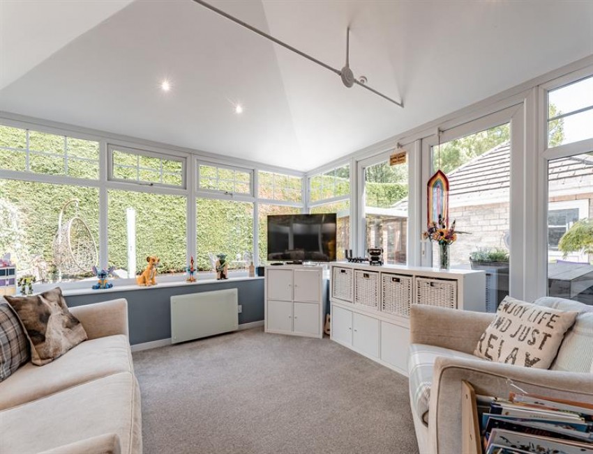 Images for Earls Way, Glossop