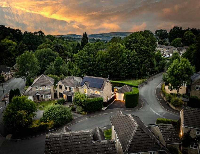 Images for Earls Way, Glossop