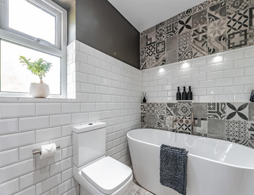 Images for Earls Way, Glossop