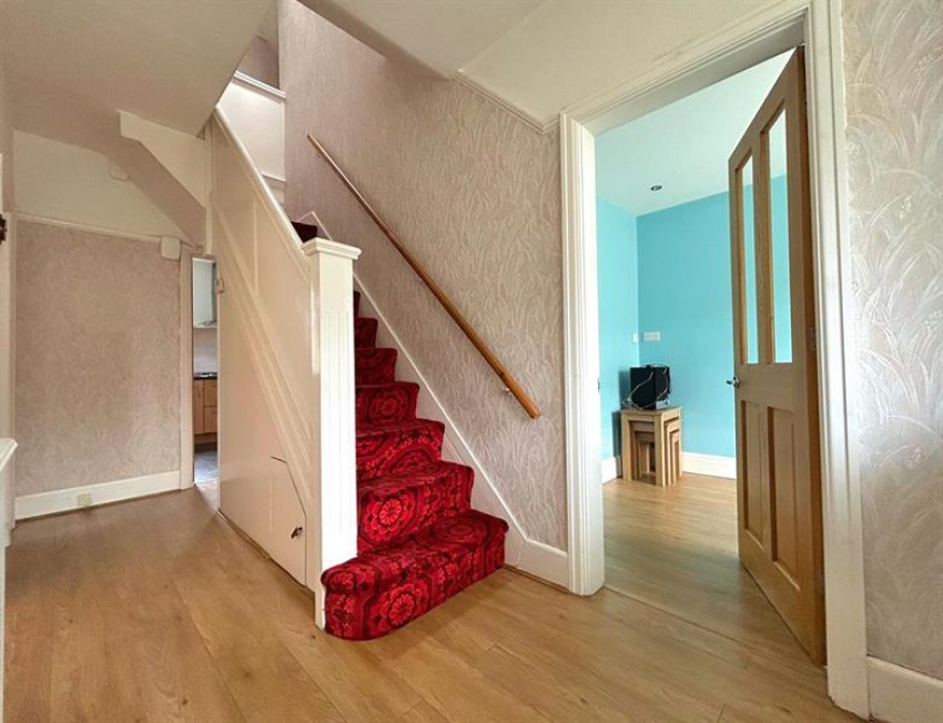 Images for Avonlea Road, Sale