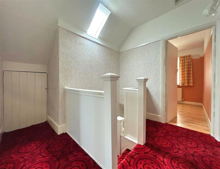 Images for Avonlea Road, Sale