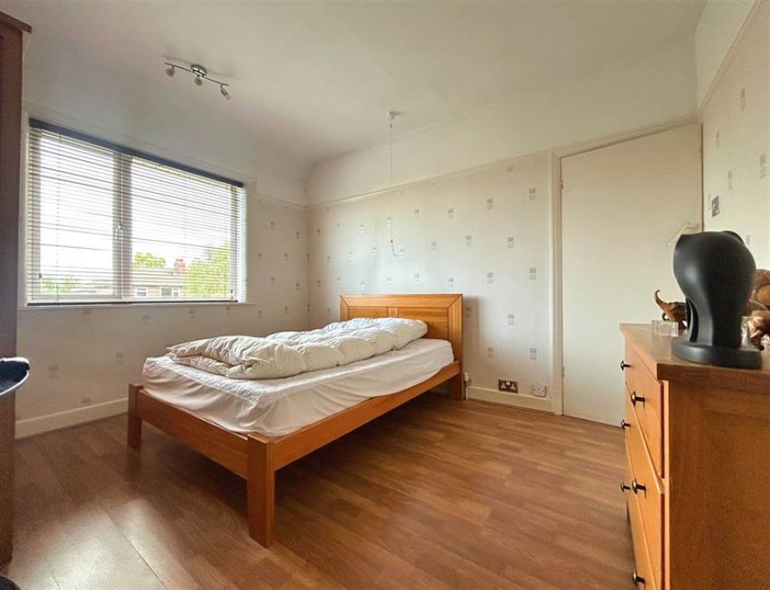 Images for Avonlea Road, Sale