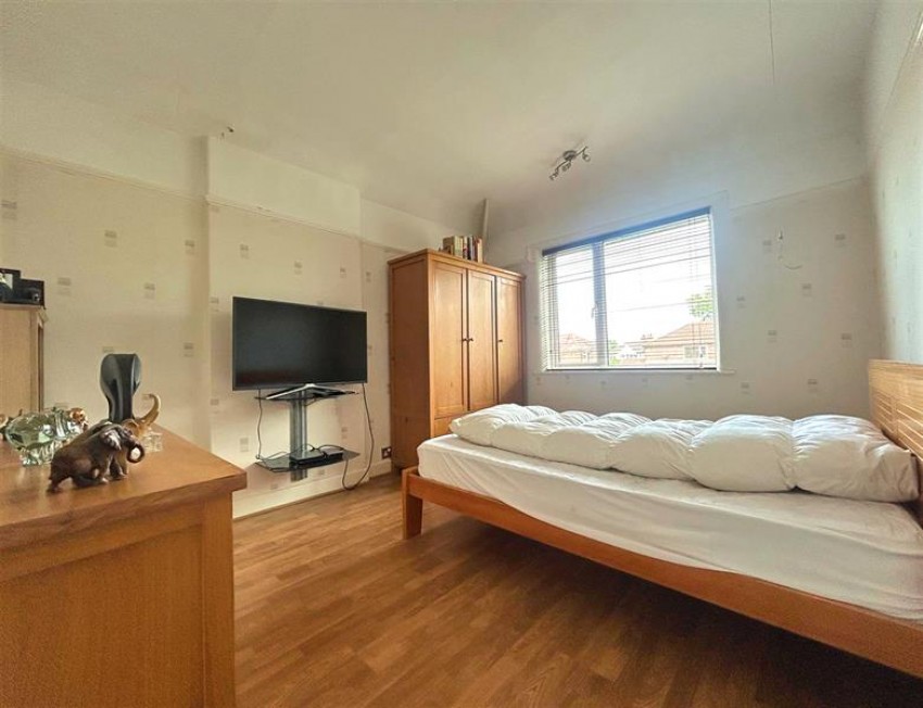 Images for Avonlea Road, Sale
