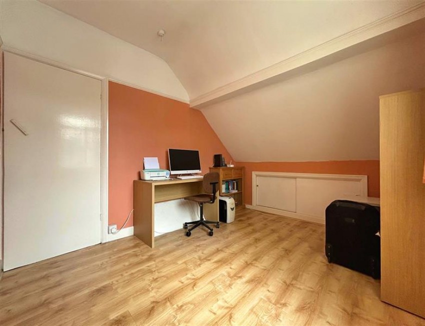 Images for Avonlea Road, Sale