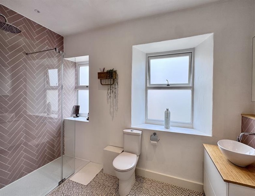 Images for Lower Square, Tintwistle, Glossop