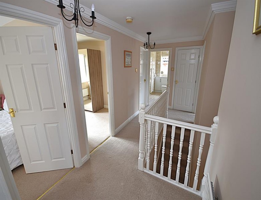 Images for 19a, Walton Heath Drive, Tytherington