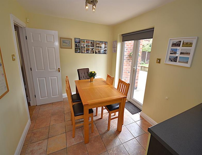 Images for 19a, Walton Heath Drive, Tytherington