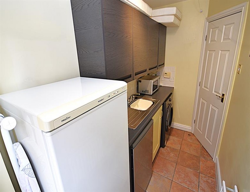 Images for 19a, Walton Heath Drive, Tytherington