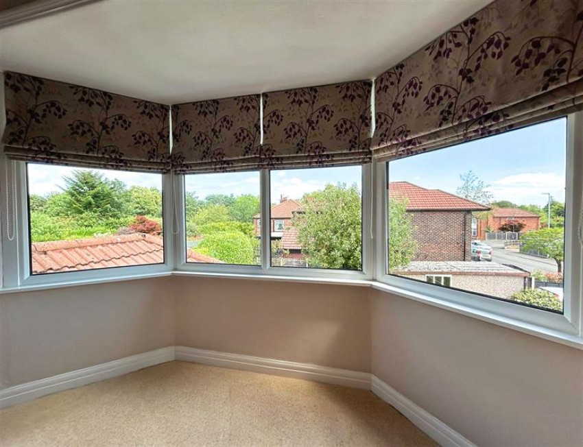 Images for Barnfield Crescent, Sale