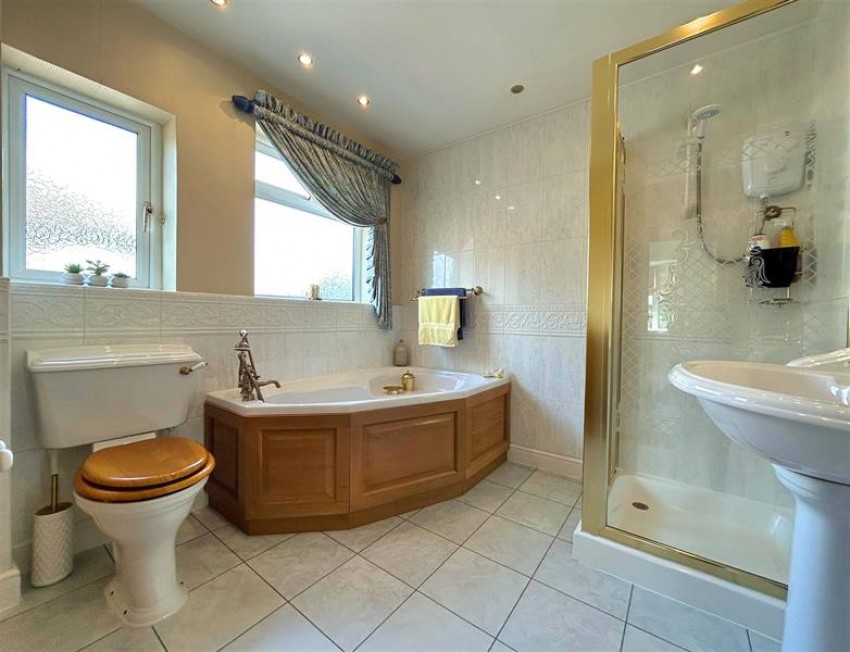Images for Barnfield Crescent, Sale