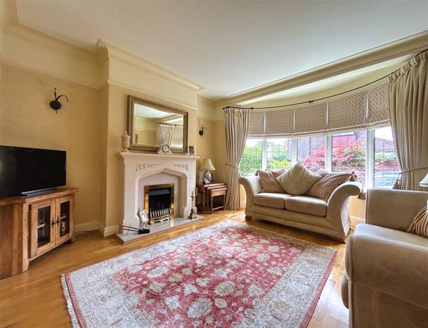 Images for Barnfield Crescent, Sale