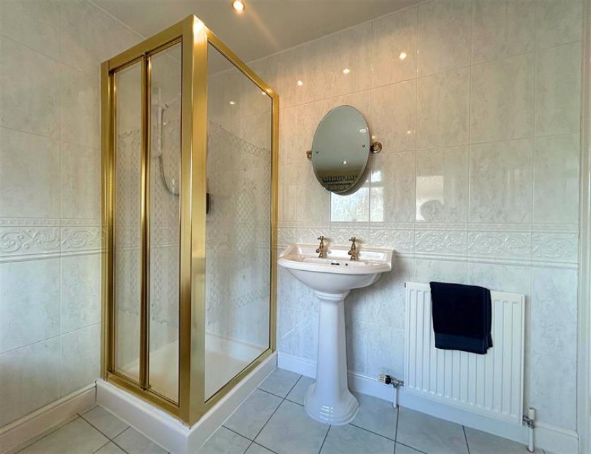 Images for Barnfield Crescent, Sale