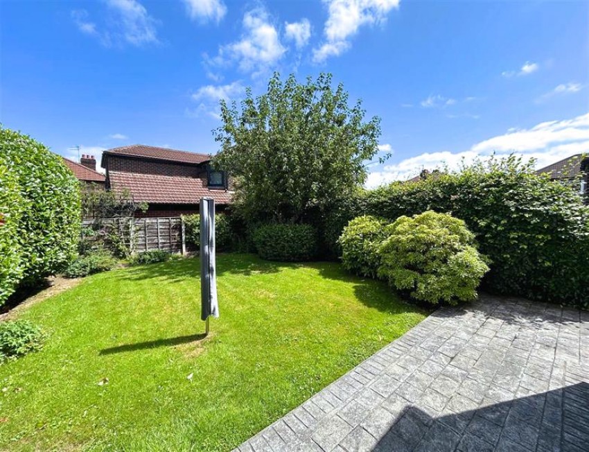 Images for Barnfield Crescent, Sale
