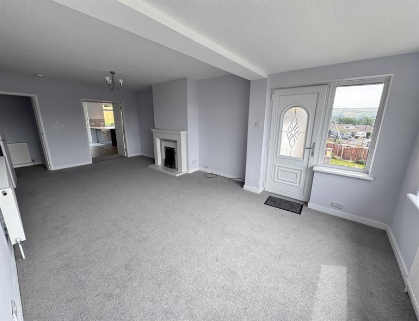 Images for Horse Fair Avenue, Chapel-En-Le-Frith