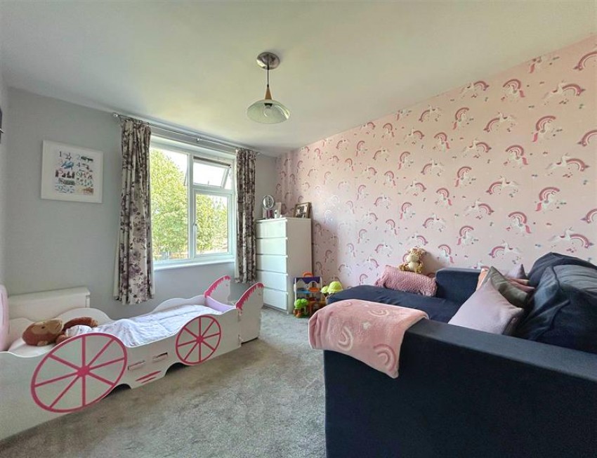 Images for Norton Avenue, Sale
