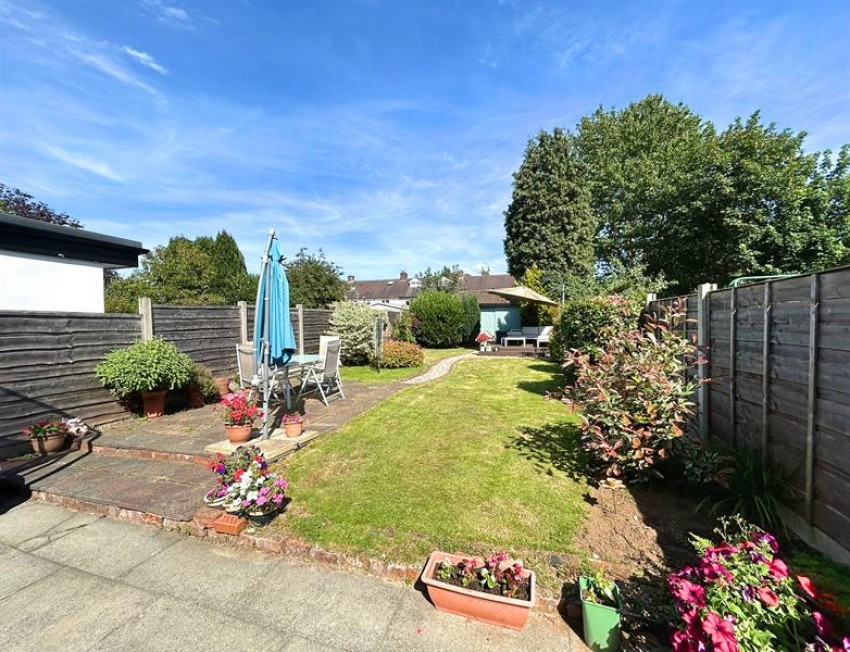 Images for Norton Avenue, Sale