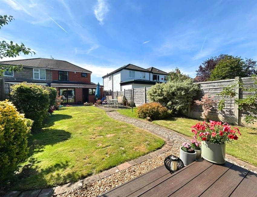 Images for Norton Avenue, Sale