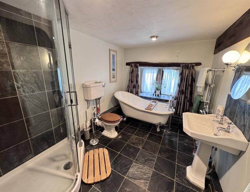Images for Chapel-En-Le-Frith, High Peak