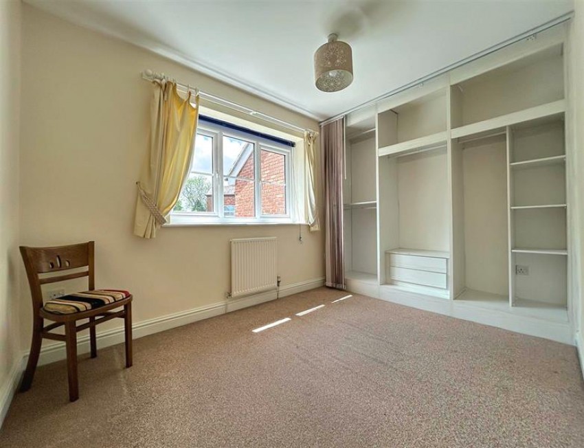 Images for Walnut Grove, Sale
