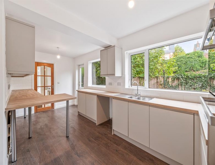Images for Blue Hatch, Frodsham