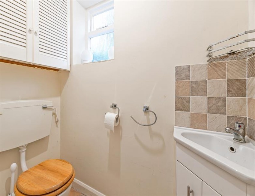 Images for Blue Hatch, Frodsham