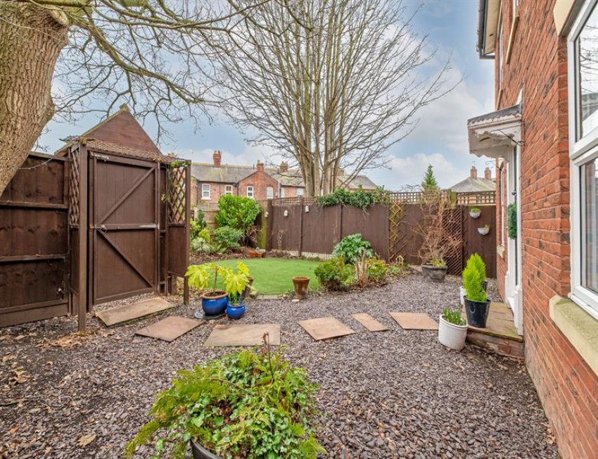 Images for Off Marsh Lane, Frodsham