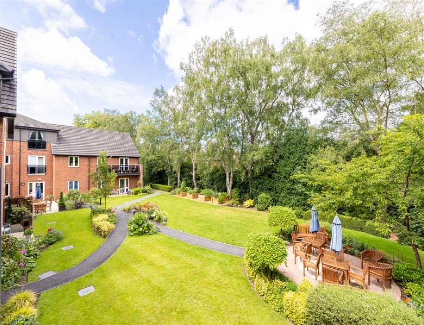 Images for Oak Grange, Bradburns Lane, Hartford, Northwich
